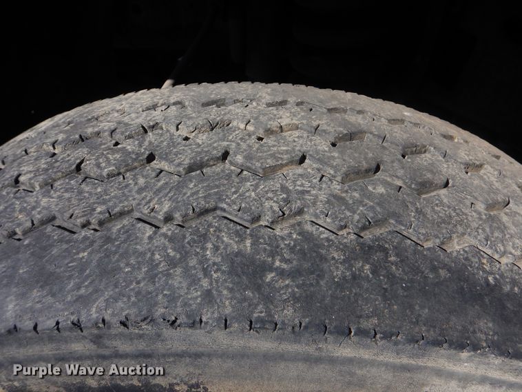 image for item DJ8508 2006 Ford F450 Super Duty  Crew Cab dump flatbed truck