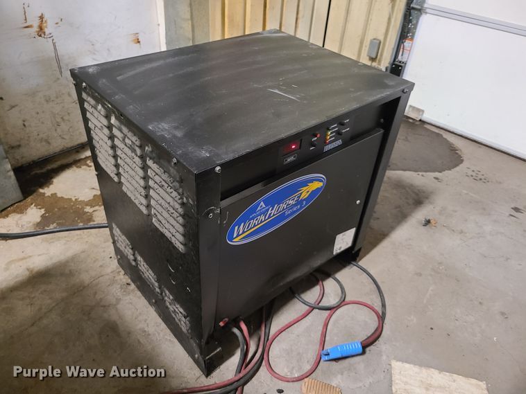 image for item EL9569 Raymond 440C35  forklift