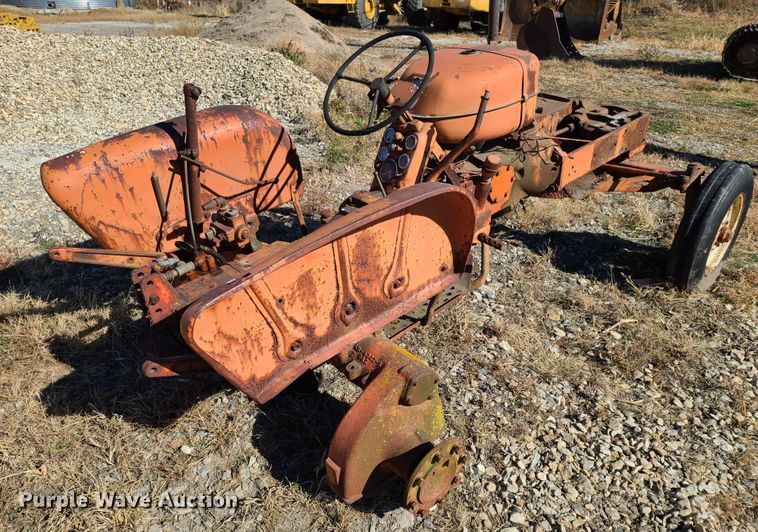image for item FB9344 1957 Allis Chalmers D14 tractor parts