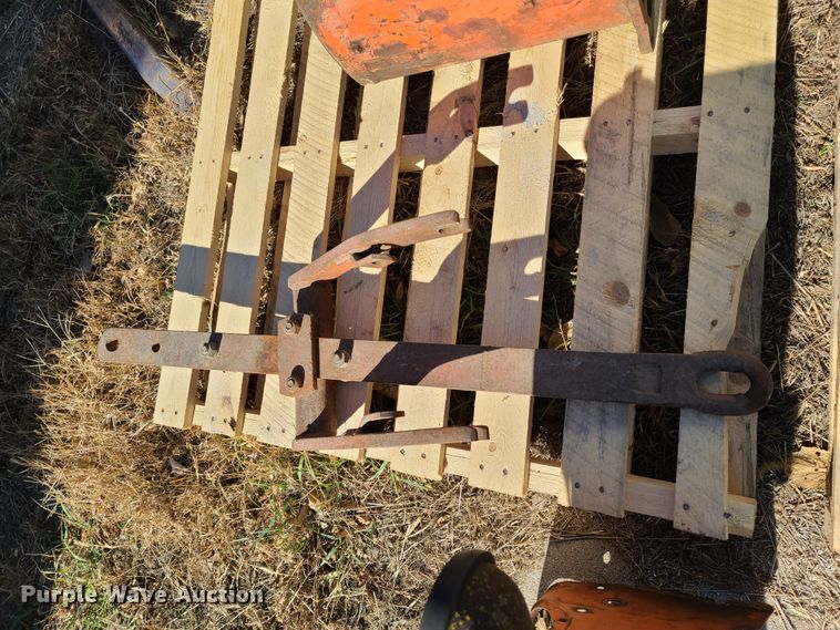 image for item FB9344 1957 Allis Chalmers D14 tractor parts