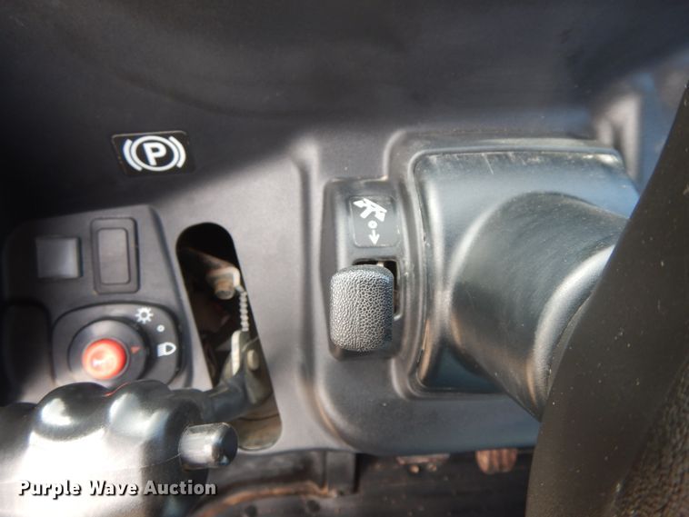 image for item FG9632 2017 Kubota RTV X1100C  utility vehicle