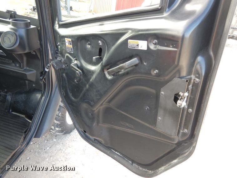 image for item FG9632 2017 Kubota RTV X1100C  utility vehicle