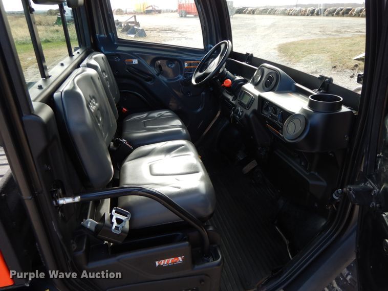 image for item FG9632 2017 Kubota RTV X1100C  utility vehicle