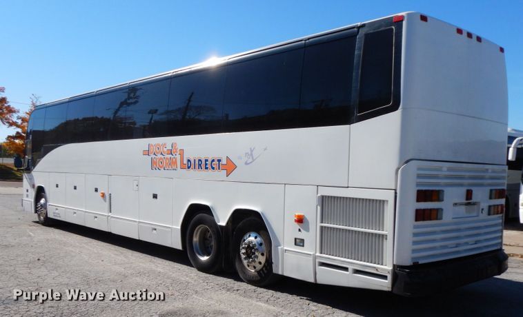 image for item FG9656 2000 Prevost H3-45  coach bus