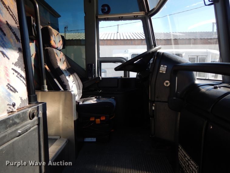 image for item FG9656 2000 Prevost H3-45  coach bus