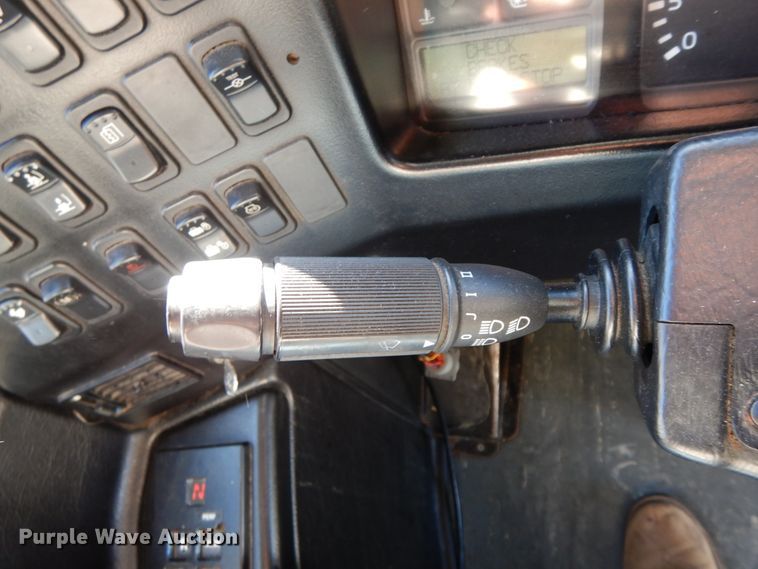 image for item FG9656 2000 Prevost H3-45  coach bus