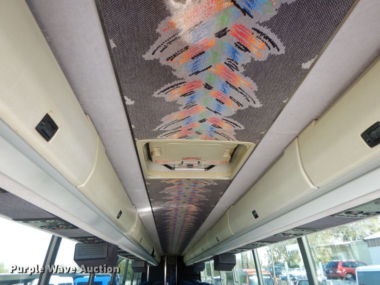 image for item FG9656 2000 Prevost H3-45  coach bus