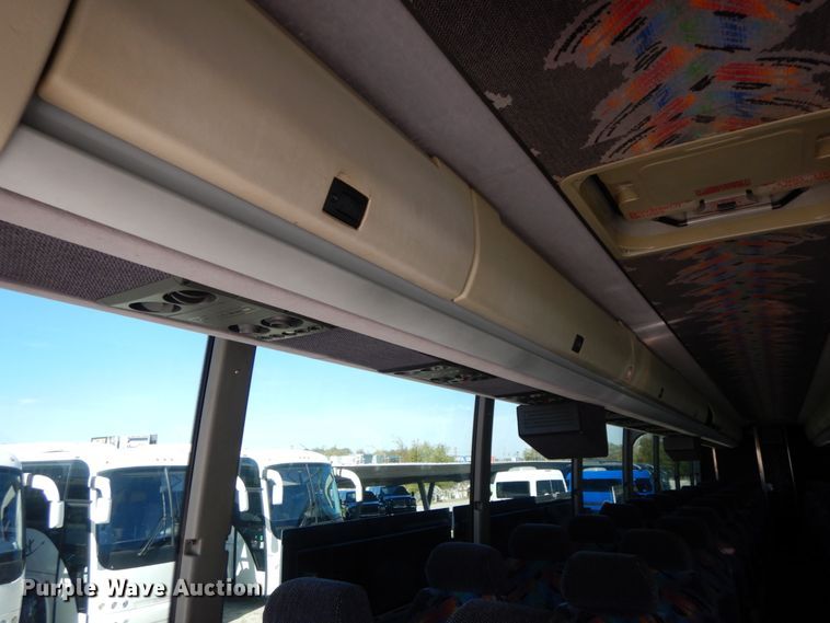 image for item FG9656 2000 Prevost H3-45  coach bus