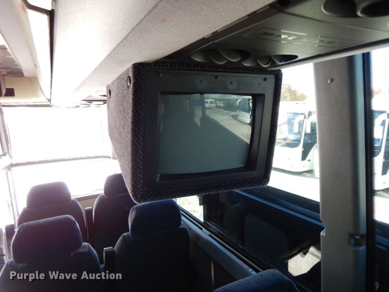 image for item FG9656 2000 Prevost H3-45  coach bus