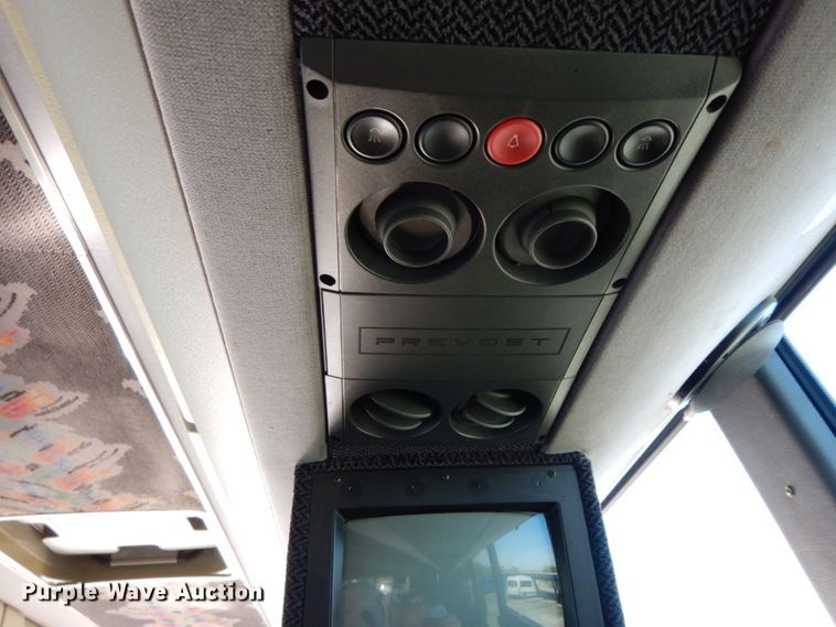 image for item FG9656 2000 Prevost H3-45  coach bus