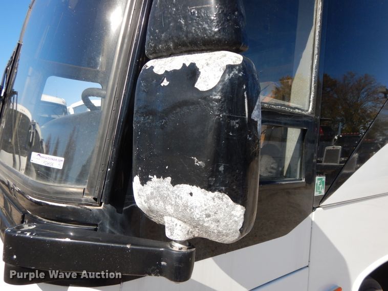 image for item FG9656 2000 Prevost H3-45  coach bus