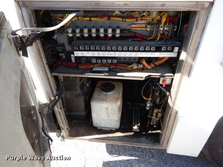 image for item FG9656 2000 Prevost H3-45  coach bus