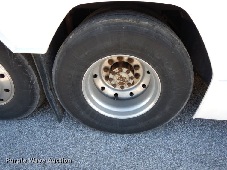 image for item FG9656 2000 Prevost H3-45  coach bus