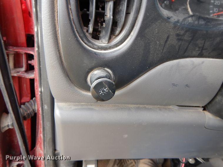 image for item FG9668 1998 Ford Club Wagon XLT  van