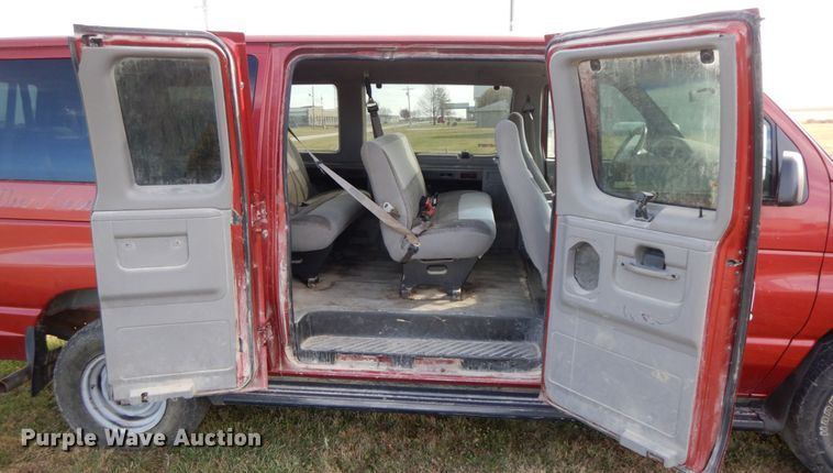 image for item FG9668 1998 Ford Club Wagon XLT  van