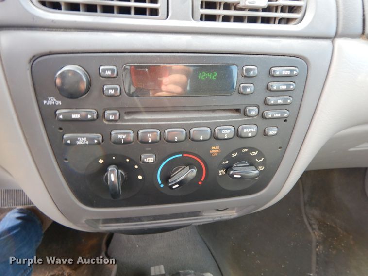 image for item FG9669 2006 Ford Taurus SE