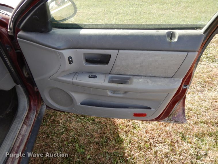 image for item FG9669 2006 Ford Taurus SE