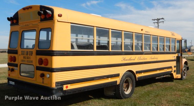 image for item FG9674 1999 International 3800  school bus