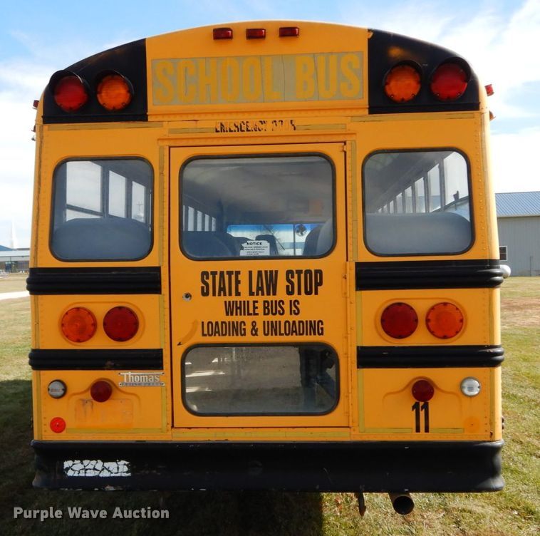 image for item FG9674 1999 International 3800  school bus