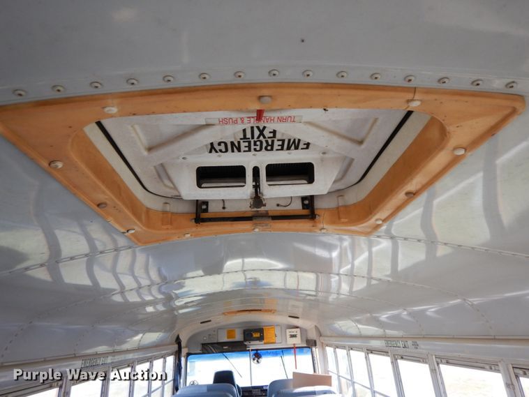 image for item FG9674 1999 International 3800  school bus