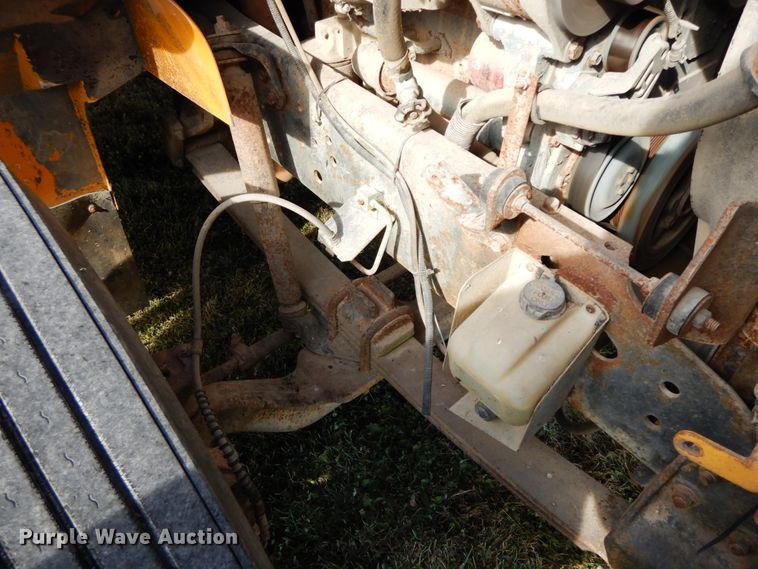 image for item FG9674 1999 International 3800  school bus