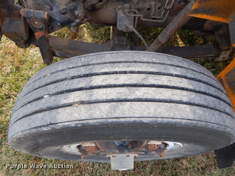 image for item FG9674 1999 International 3800  school bus