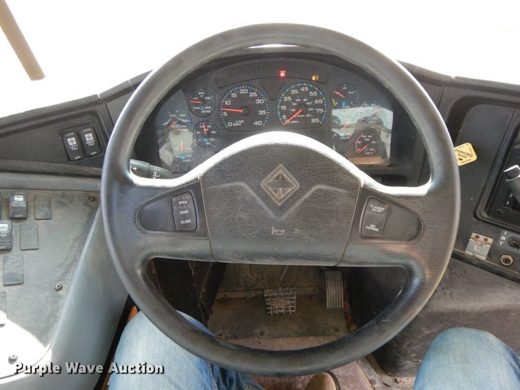 image for item FG9675 2007 International CE300  school bus