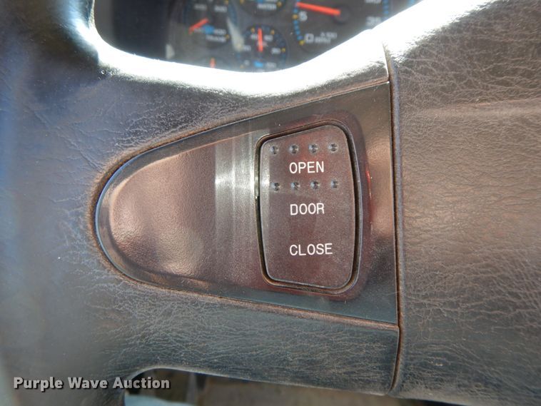 image for item FG9675 2007 International CE300  school bus