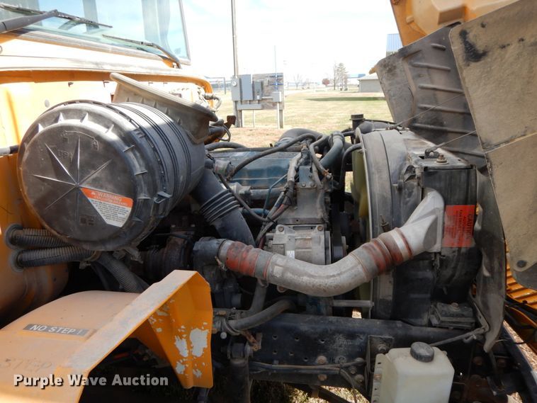 image for item FG9675 2007 International CE300  school bus