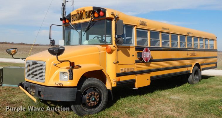 image for item FG9676 2005 Freightliner FS65  school bus