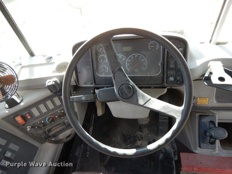 image for item FG9676 2005 Freightliner FS65  school bus