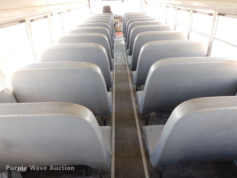 image for item FG9676 2005 Freightliner FS65  school bus