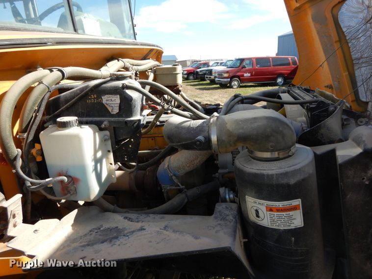 image for item FG9676 2005 Freightliner FS65  school bus