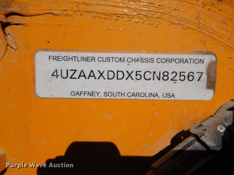 image for item FG9676 2005 Freightliner FS65  school bus