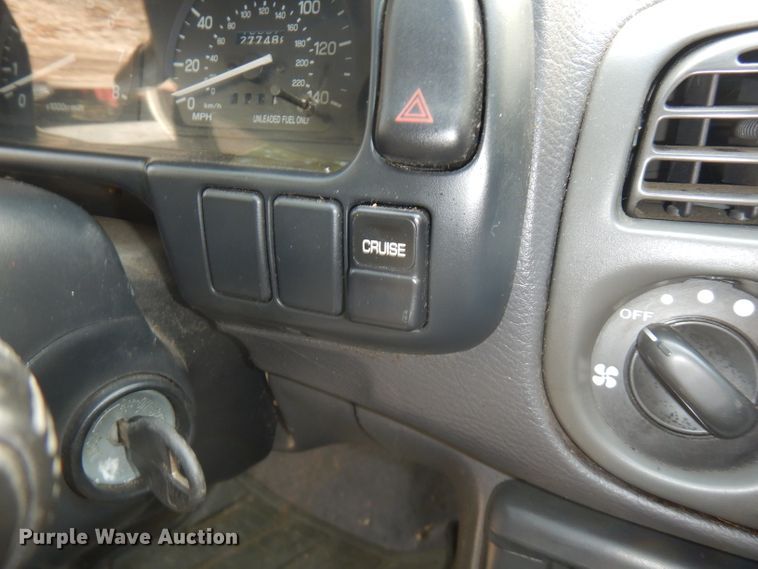 image for item FR9059 1995 Subaru Impreza Outback