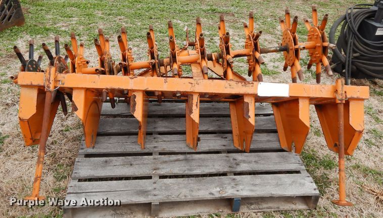 image for item FR9761 Woods PL60 aerator