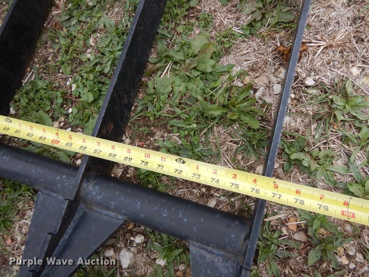 image for item FR9763 76.5"W skid steer grapple bucket