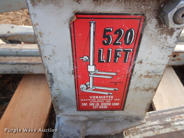 image for item FR9766 (3) Vermette lift jacks