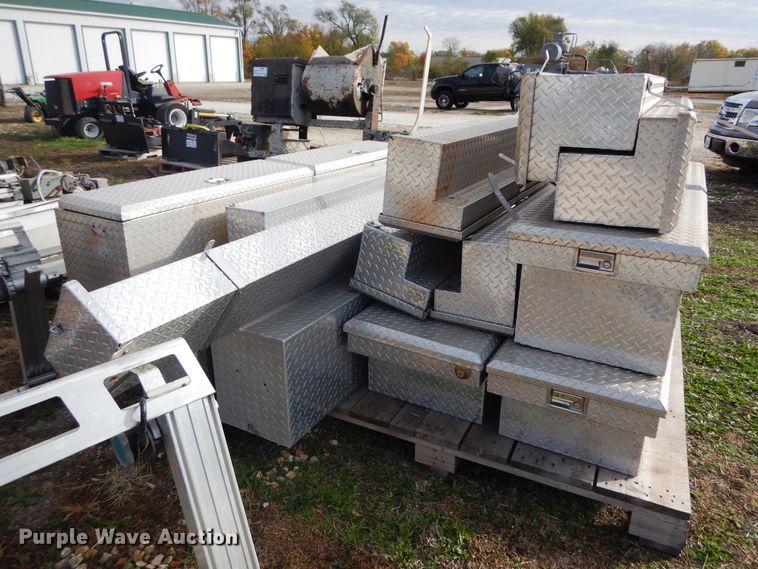 image for item FR9768 Automotive accessories