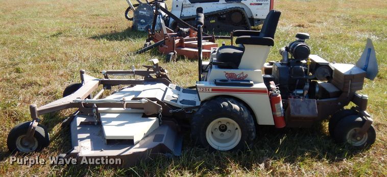 image for item FW9754 Grasshopper 725K2 ZTR lawn mower