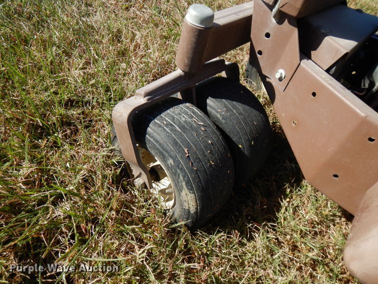 image for item FW9754 Grasshopper 725K2 ZTR lawn mower