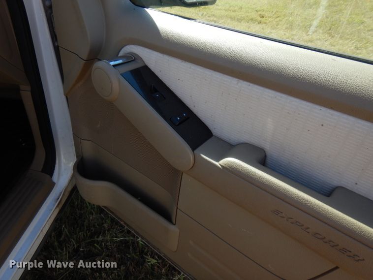 image for item FW9759 2010 Ford Explorer  SUV