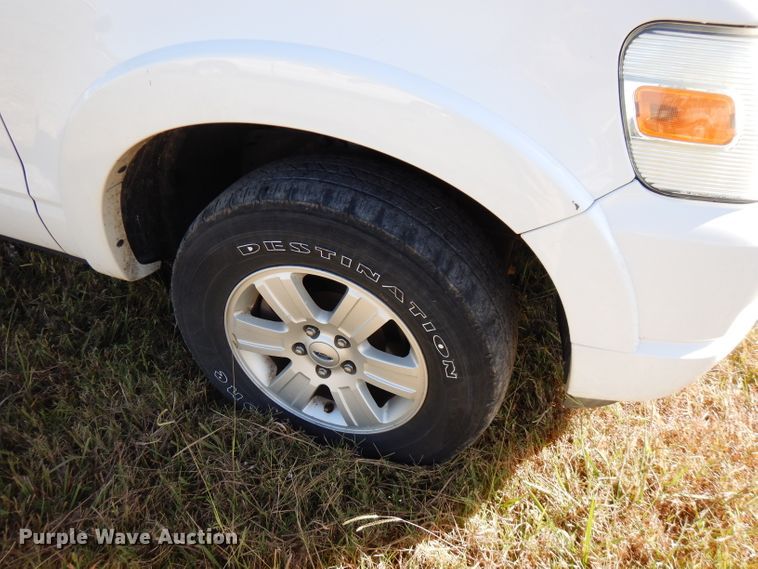 image for item FW9759 2010 Ford Explorer  SUV