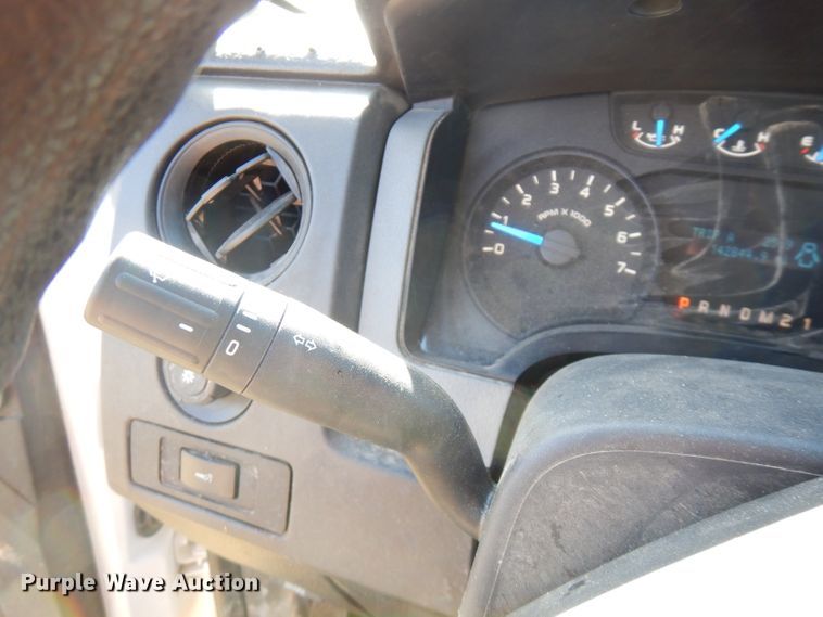 image for item FW9761 2014 Ford F150  SuperCab pickup truck