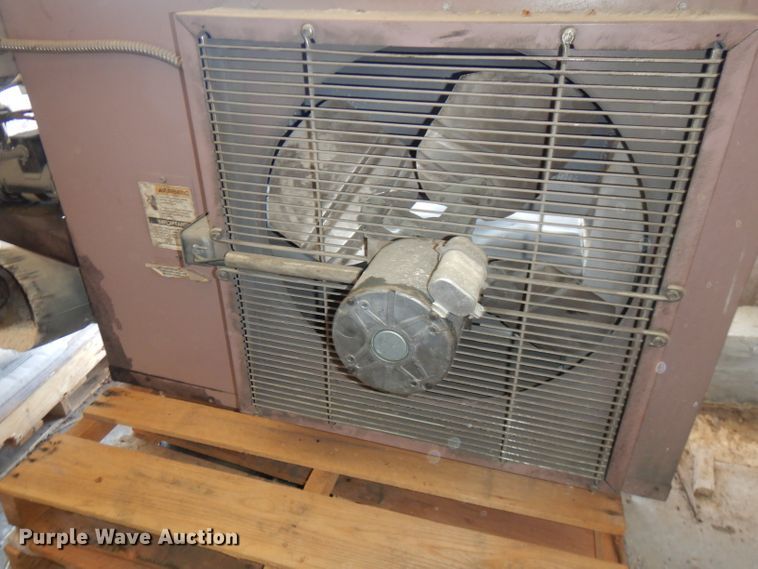 image for item FW9772 Reznor RA235 waste oil heater