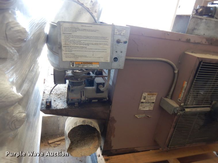 image for item FW9772 Reznor RA235 waste oil heater