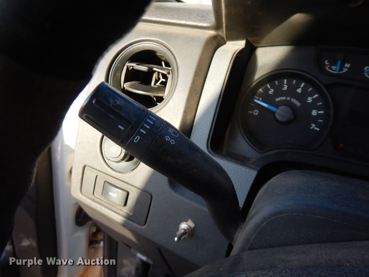 image for item FW9800 2013 Ford F150  SuperCrew pickup truck