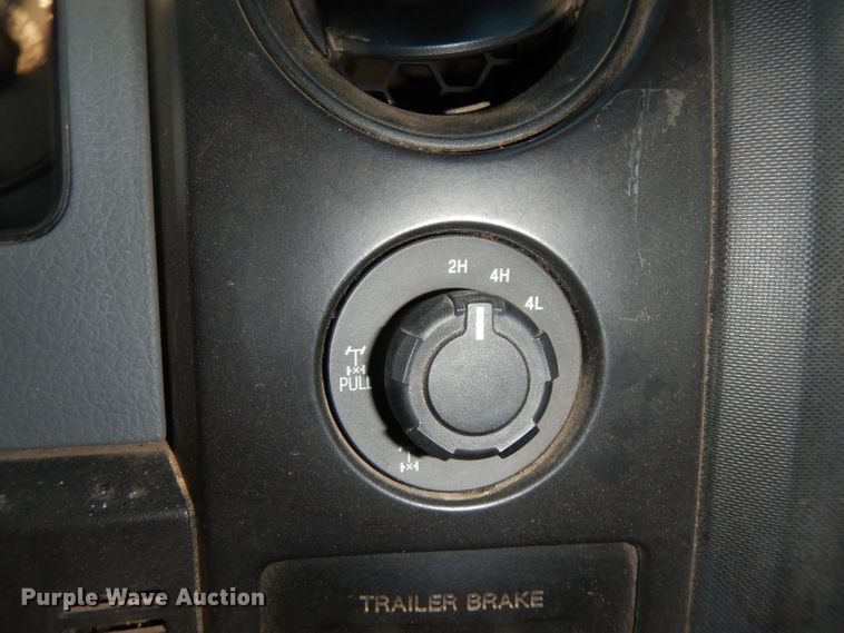 image for item FW9800 2013 Ford F150  SuperCrew pickup truck