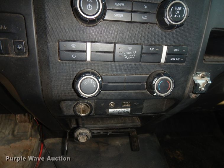 image for item FW9800 2013 Ford F150  SuperCrew pickup truck