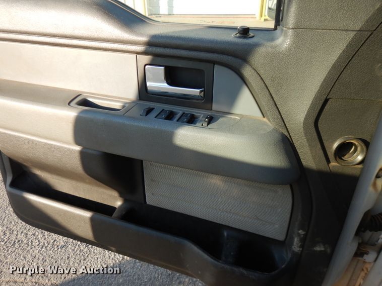 image for item FW9800 2013 Ford F150  SuperCrew pickup truck